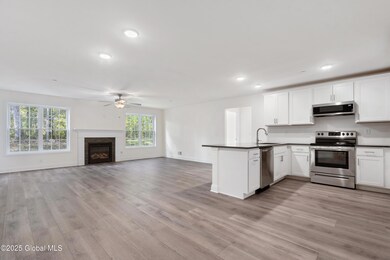 147 Carriage Blvd, Rotterdam, NY 12306 - photo 4