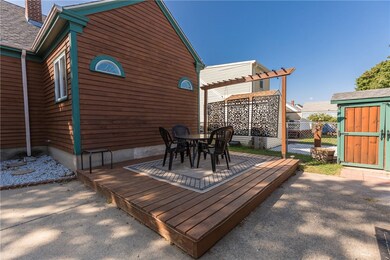 94 Rosemere Rd, Pawtucket, RI 02861 - photo 5