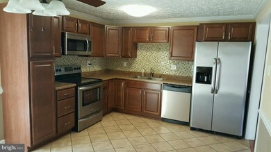 11005 Huntington Woods Cir, Fredericksburg, VA 22407 - photo 2