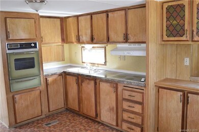 340 River Hill Rd, Statesville, NC 28625 - photo 2