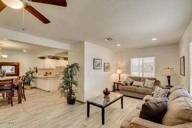 2134 E Palm Ln, Phoenix, AZ 85006 - photo 4