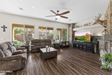 18495 W Paradise Ln, Surprise, AZ 85388 - photo 3