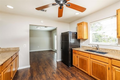 1442 Lakecrest Dr, Apopka, FL 32703 - photo 5