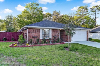 5018 Acre Estates Dr W, Jacksonville, FL 32210 - photo 3