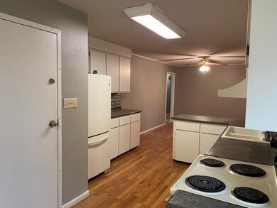 305 Cornell Dr, Warner Robins, GA 31093 - photo 7