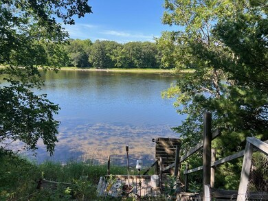 157 ft of River frontage