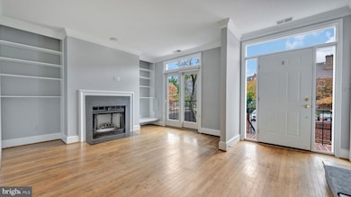 1050 N Randolph St, Arlington, VA 22201 - photo 3