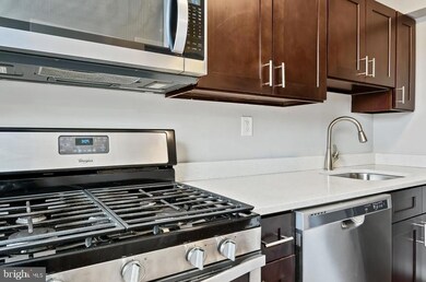 3911 Mountwood Rd unit LOWER LEVEL, Baltimore, MD 21229 - photo 6