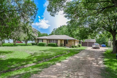 15206 Texas 36, Needville, TX 77461 - photo 2