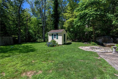 39 Blueberry Ln, North Scituate, RI 02857 - photo 7