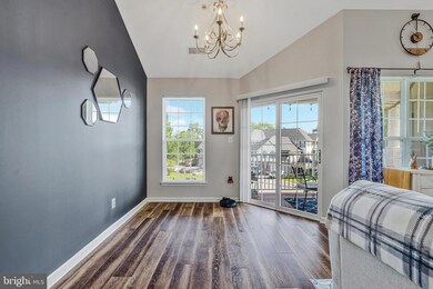 25230 Pond View Square unit 301, Chantilly, VA 20152 - photo 6