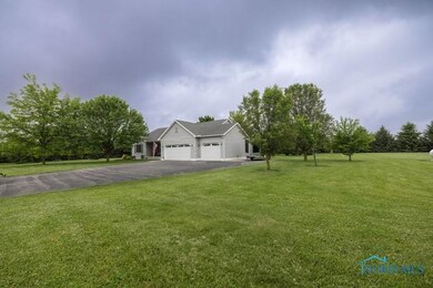 1033 Joseph Rd, Luckey, OH 43443 - photo 2