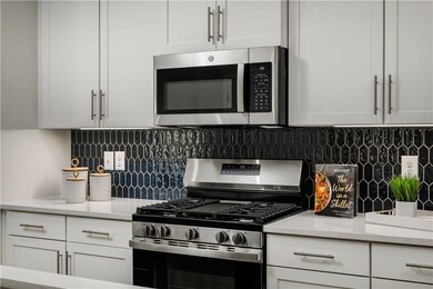 111 Barnett St, Venetia, PA 15367 - photo 5