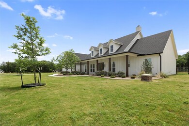 757 Glade Park Ct, Azle, TX 76020 - photo 3