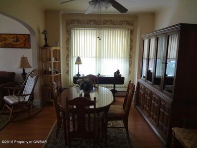 dining room alt