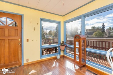 Dining Area with Bruce Hardwood Flooring