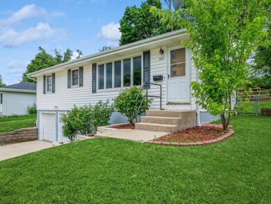 3317 Sue Ln NW, Cedar Rapids, IA 52405 - photo 2