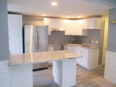 7 Ashland Ct unit R, Newburyport, MA 01950 - photo 5