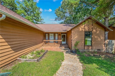 4420 Briton Cir, Fayetteville, NC 28314 - photo 3