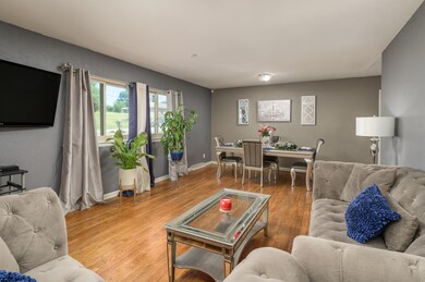 3929_Chickamauga_Ave_0015