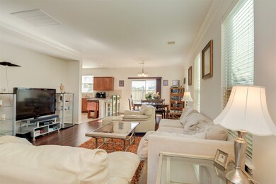 16012 Limestone Lake Dr, Tomball, TX 77377 - photo 5