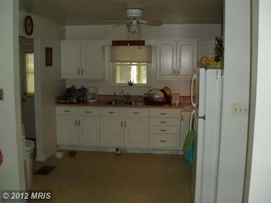 44570 Reeder Sanders Ln, Hollywood, MD 20636 - photo 7