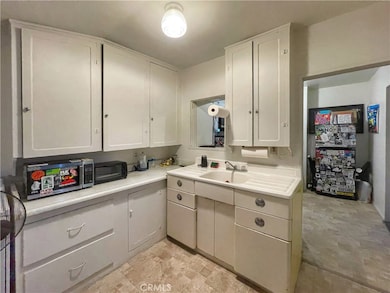 9854 Rose St, Bellflower, CA 90706 - photo 7