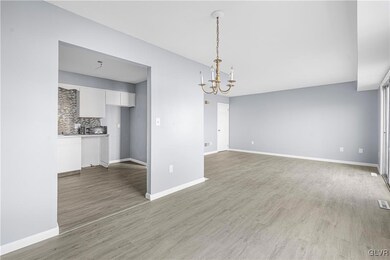 877 Maryland Ct, Whitehall, PA 18052 - photo 5