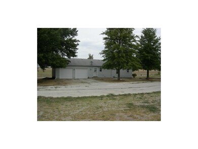 22885 W 199th St, Spring Hill, KS 66083 - photo 4