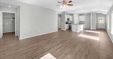 25477 Blossom Ct, Montgomery, TX 77316 - photo 5