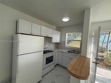 855 W 29th St unit 10, Hialeah, FL 33012 - photo 6