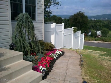 16 Michaeline Dr, Wilkes Barre, PA 18702 - photo 3