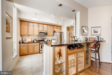 717 President St, Baltimore, MD 21202 - photo 7