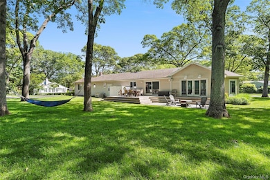 2360 Marlene Ln, Mattituck, NY 11952 - photo 2