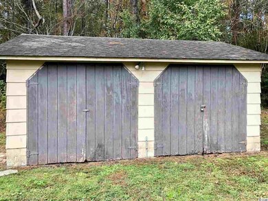 Outbuilding with electric hookup