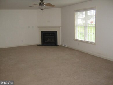 715 Hamilton Ave, Chambersburg, PA 17202 - photo 2