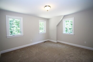 9 Oak St unit 3, Newmarket, NH 03857 - photo 7