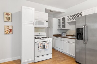 82 Shepton St unit 1, Dorchester Center, MA 02124 - photo 5