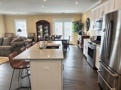 175 North Ave unit 313, Wakefield, MA 01880 - photo 6