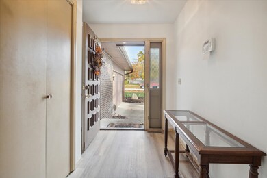 52881 Winterberry Dr, South Bend, IN 46637 - photo 4