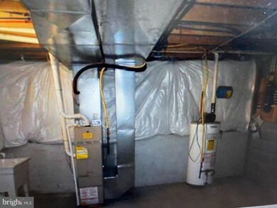 435 Crotzer Ave, Folcroft, PA 19032 - photo 3