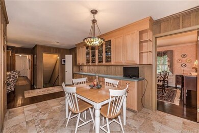 Breakfast nook