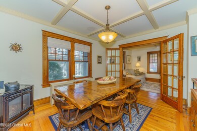 67 Ludlow St, Saratoga Springs, NY 12866 - photo 5