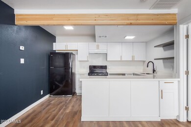 224 S Allen unit 6, Mesa, AZ 85204 - photo 6