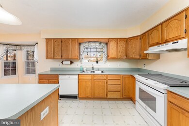 15050 Oaks Rd, Charlotte Hall, MD 20622 - photo 5