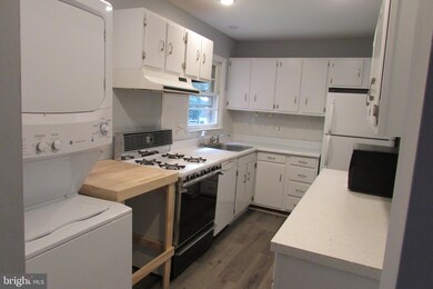 12311 Harbor Dr, Woodbridge, VA 22192 - photo 4