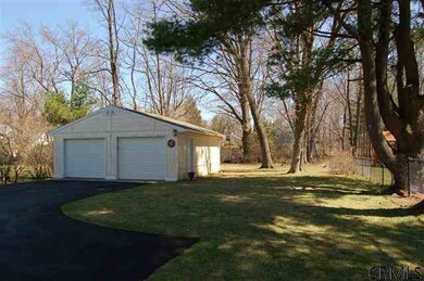 20 Snowden Ave, Delmar, NY 12054 - photo 5