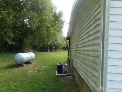 1035 Ogden Rd, Wilmington, OH 45177 - photo 3