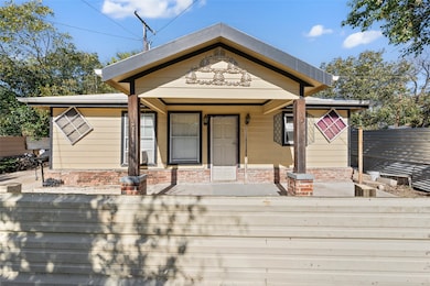 2805 Parrott Ave, Waco, TX 76707 - photo 2