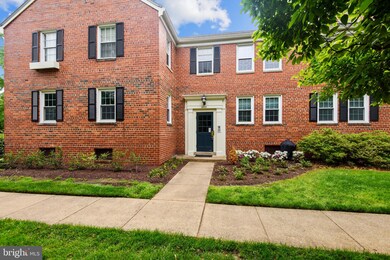 6513 Potomac Ave unit B2, Alexandria, VA 22307 - photo 2